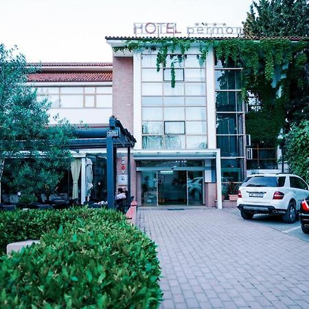 Hotel Bermon Тирана Екстериор снимка