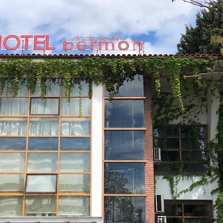 Hotel Bermon Тирана Екстериор снимка
