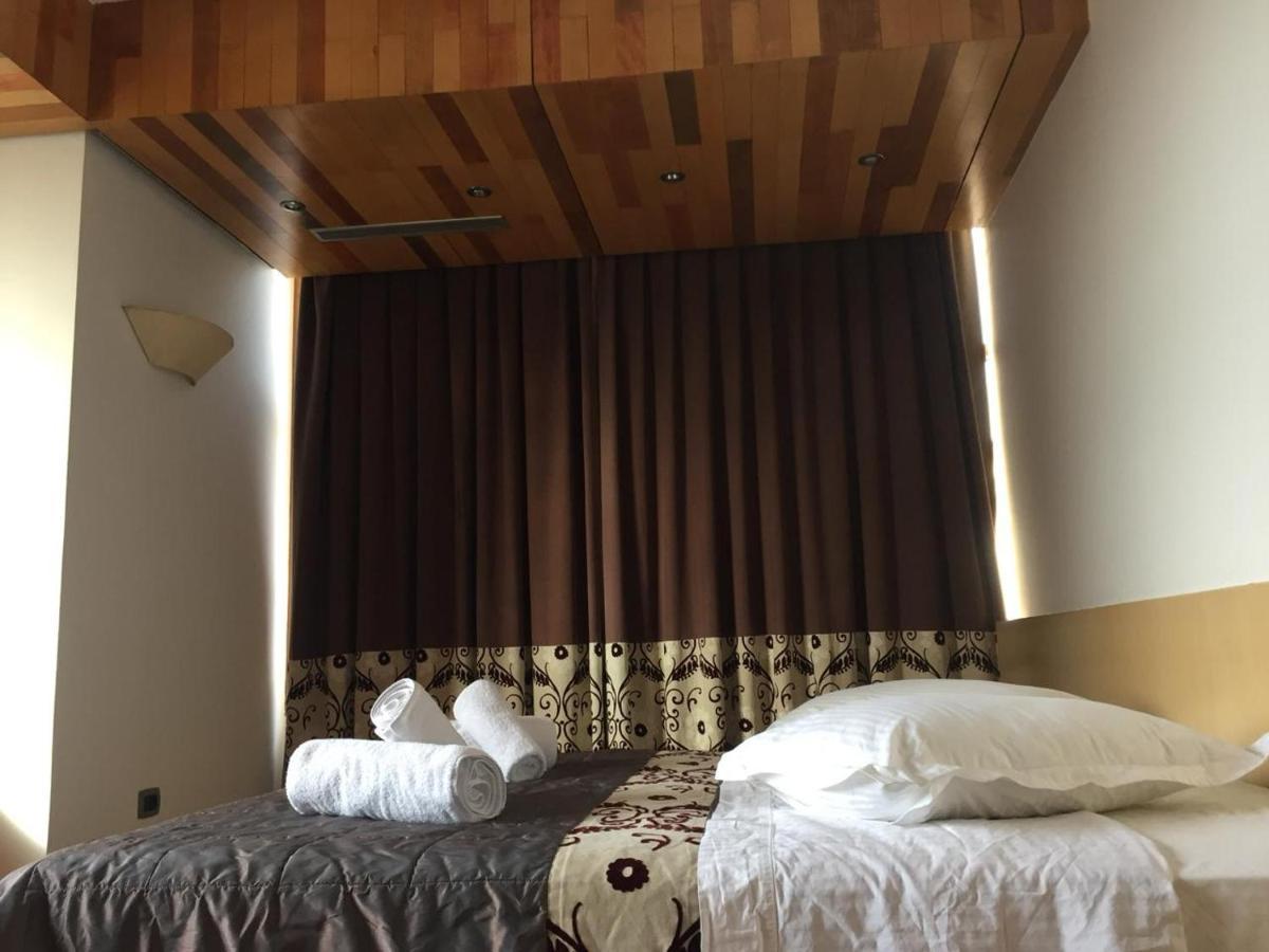 Hotel Bermon Тирана Екстериор снимка